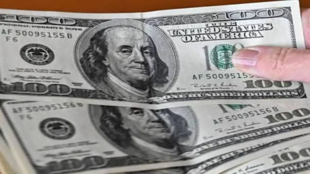 الجنيه يتحسن أمام الدولار مع أنباء قرب انتهاء الحرب بين أمريكا وإيران
